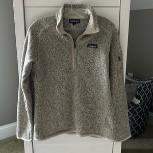 Women’s Patagonia pullover
